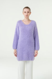 Stylish Cashmere Sweater Enthusiasts