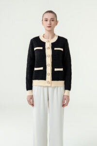 Sophisticated and Elegant Wool Sweater 
