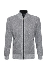 Elegant cashmere sweater 